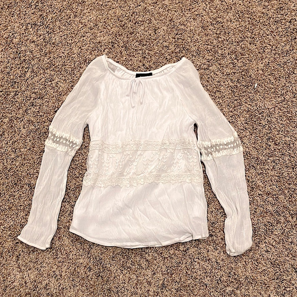 Cute top by Ally B. Youth large, Ment for ages 10-14